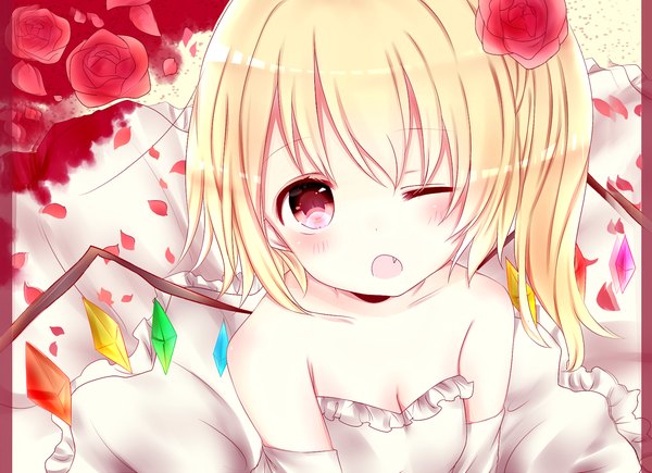 Anime picture 1600x1160 with touhou flandre scarlet misa (kaeruhitode) single looking at viewer blush short hair open mouth blonde hair red eyes one eye closed hair flower wink one side up girl dress hair ornament flower (flowers) petals white dress