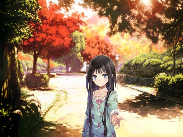 Anime picture 1600x1200 with kamisama no memochou shionji yuuko (alice) kishida mel single long hair looking at viewer fringe blue eyes black hair standing sunlight shadow outstretched arm sunbeam girl plant (plants) tree (trees) buttons sun