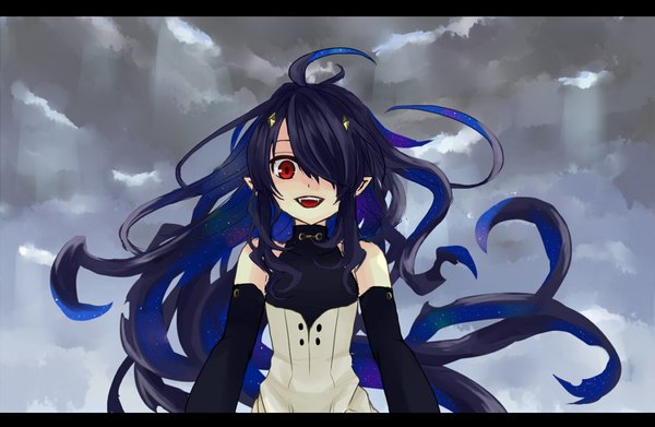 Anime picture 1000x652 with owari no seraph wit studio ashuramaru hasu (pixiv 701376) single blush fringe open mouth black hair smile red eyes standing bare shoulders blue hair cloud (clouds) ahoge very long hair :d wind pointy ears