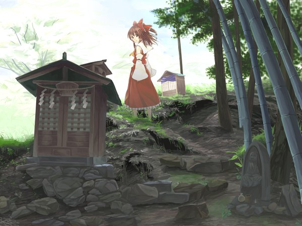 Anime picture 1333x1000 with touhou hakurei reimu kinoto (ruindivinity) single long hair brown hair brown eyes girl dress skirt bow plant (plants) hair bow detached sleeves tree (trees) skirt set hokora (shrine)