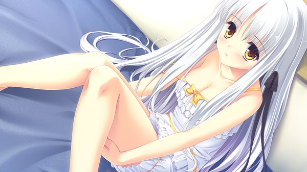 Anime picture 1024x576 with lovely quest sakuraba minaho single long hair blush wide image sitting bare shoulders yellow eyes looking away game cg white hair bare legs girl ribbon (ribbons) hair ribbon sundress