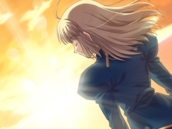Anime picture 1024x768 with fate (series) fate/stay night fate/unlimited codes studio deen type-moon artoria pendragon (all) saber higurashi ryuuji single long hair blonde hair ahoge eyes closed from behind floating hair evening sunset hair down resizing artifacts girl