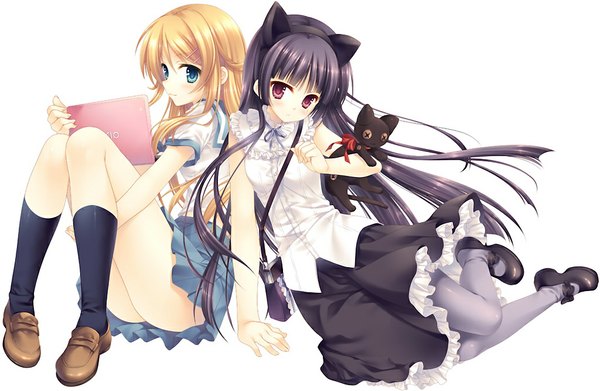 Anime picture 1024x669 with ore no imouto ga konna ni kawaii wake ga nai gokou ruri kousaka kirino tatekawa mako long hair blue eyes light erotic black hair blonde hair simple background red eyes white background multiple girls animal ears cat ears girl hair ornament 2 girls socks serafuku