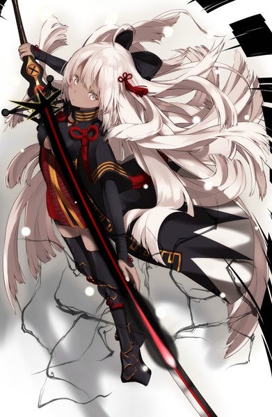 Anime picture 709x1088 with fate (series) fate/grand order koha-ace okita souji (fate) (all) okita souji alter (fate) paryi single tall image breasts standing holding looking away silver hair full body ahoge very long hair from above floating hair dark skin silver eyes