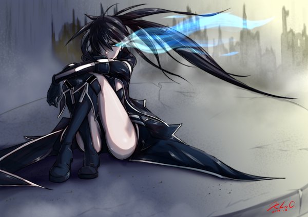 Anime picture 3508x2480 with black rock shooter black rock shooter (character) deathklovc single long hair highres blue eyes black hair sitting absurdres ponytail wind open clothes open jacket city glowing glowing eye (eyes) girl gloves elbow gloves