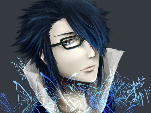 Anime picture 1024x768 with k-project gohands (studio) munakata reishi single looking at viewer fringe short hair blue eyes blue hair hair over one eye grey background boy glasses insect butterfly