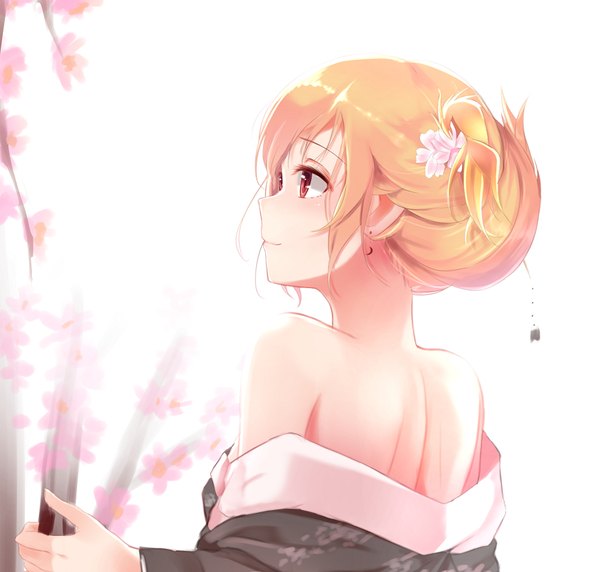 Anime picture 862x822 with touhou junko (touhou) septet (zrca janne) single tall image highres short hair blonde hair smile red eyes bare shoulders looking away traditional clothes japanese clothes profile hair flower alternate costume cherry blossoms close-up girl