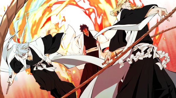 Anime picture 1513x851 with bleach studio pierrot ichimaru gin otoribashi rojuro amagai shuusuke tom long hair short hair open mouth blonde hair brown hair wide image standing holding blue hair traditional clothes japanese clothes multiple boys teeth running