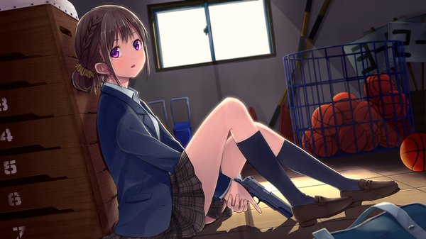 Anime picture 1920x1080 with original meso-meso highres short hair black hair wide image purple eyes basketball girl skirt uniform weapon school uniform miniskirt socks gun black socks pistol basketball ball