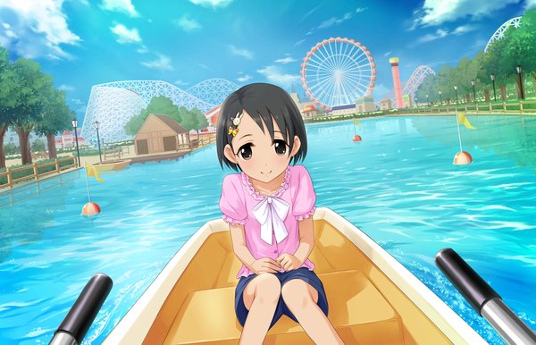 Anime picture 1280x824 with idolmaster idolmaster cinderella girls sasaki chie single looking at viewer blush short hair black hair sitting sky cloud (clouds) black eyes loli magic smile girl watercraft boat ferris wheel