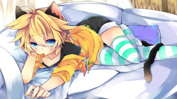 Anime picture 1600x899 with vocaloid kagamine len leeannpippisum single looking at viewer short hair blue eyes blonde hair wide image animal ears tail lying animal tail fingernails zettai ryouiki thighhighs boy food shorts sweets