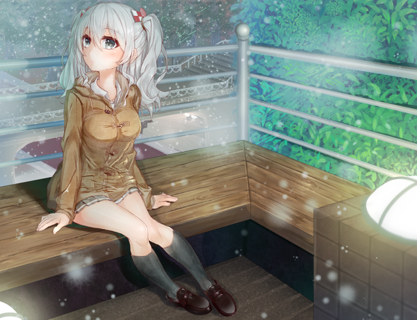 Anime picture 858x660 with kantai collection kashima training cruiser hakuishi aoi single blush fringe short hair breasts hair between eyes sitting twintails looking away silver hair long sleeves bare legs grey eyes light snowing wavy hair winter