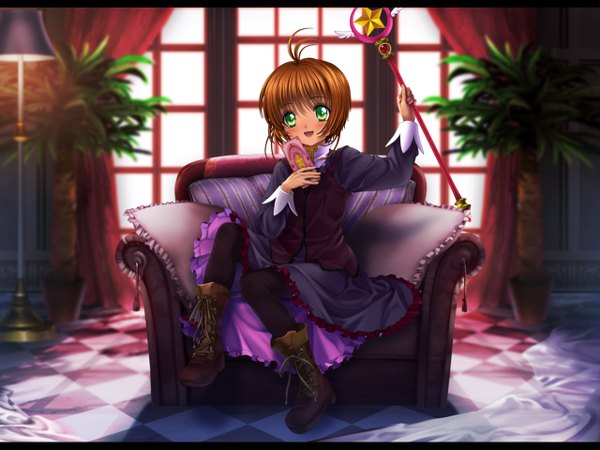 Anime picture 1280x960 with card captor sakura clamp kinomoto sakura mutsuki (moonknives) single fringe short hair open mouth smile brown hair sitting holding green eyes ahoge bent knee (knees) depth of field checkered floor floor lace-up boots girl