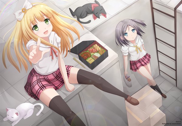 Anime picture 1900x1319 with hentai ouji to warawanai neko j.c. staff tsutsukakushi tsukiko azuki azusa kazenokaze long hair highres short hair blue eyes black hair blonde hair multiple girls green eyes girl thighhighs skirt uniform bow black thighhighs 2 girls