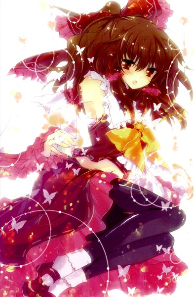 Anime picture 1985x3032 with touhou hakurei reimu hagiwara rin tall image highres open mouth simple background red eyes brown hair white background absurdres miko girl bow hair bow detached sleeves socks insect butterfly white socks