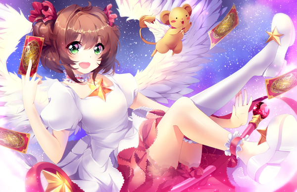 Anime picture 1250x809 with card captor sakura clamp kinomoto sakura squchan single blush short hair open mouth smile brown hair green eyes bent knee (knees) two side up angel wings magical girl girl thighhighs dress bow hair bow
