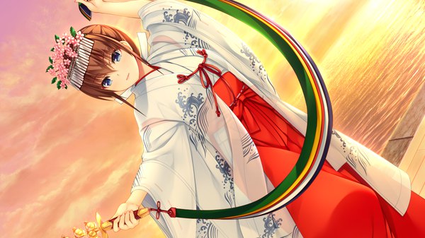 Anime picture 1280x720 with natural vacation hibiki works sarashina yuzuki asami asami single long hair fringe blue eyes hair between eyes brown hair wide image payot looking away game cg sky traditional clothes japanese clothes evening sunset spread arms