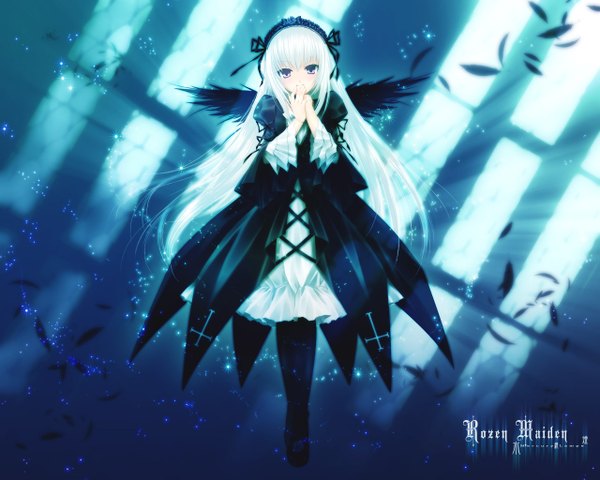 Anime picture 1280x1024 with rozen maiden suigintou single long hair looking at viewer purple eyes silver hair full body shadow hand on chest light black wings weightlessness gothic doll joints girl dress wings headdress feather (feathers)