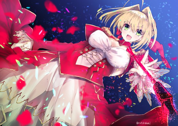 イラスト 1500x1061 と Fateシリーズ fate/extra nero claudius (fate) (all) ネロ・クラウディウス(fate) 能都くるみ ソロ カメラ目線 前髪 短い髪 おっぱい 開いた口 light erotic 金髪 笑顔 hair between eyes 大きな乳房 緑の目 signed アホ毛 :d