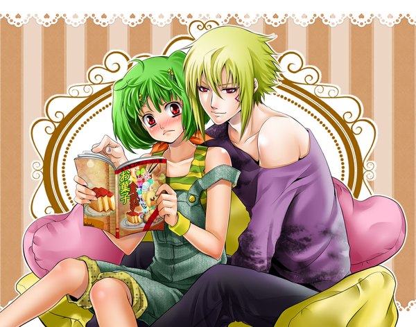 Anime picture 1000x787 with macross macross frontier ranka lee brera sterne tamari (flawless) blush short hair blonde hair red eyes sitting bare shoulders green hair from behind couple striped brown background striped background girl boy hair ornament