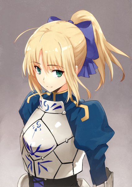 Anime picture 567x800 with fate (series) fate/stay night artoria pendragon (all) saber gabiran single long hair tall image looking at viewer fringe blue eyes blonde hair ponytail grey background alternate hairstyle girl bow hair bow armor armored dress