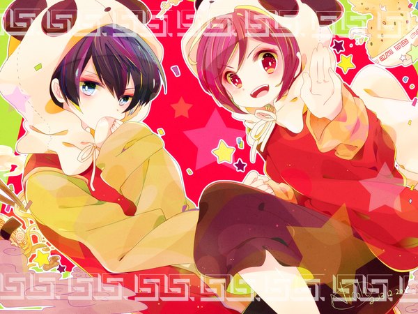 Anime picture 1800x1350 with free! kyoto animation matsuoka rin nanase haruka (free!) nicole (usako) looking at viewer blush highres short hair open mouth blue eyes red eyes signed pink hair purple hair multiple boys eating alternate age younger boy