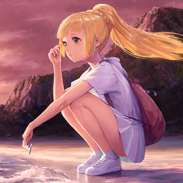 Anime picture 2000x2000 with pokemon pokemon sm nintendo lillie (pokemon) noske single blush fringe highres blonde hair smile holding green eyes looking away sky cloud (clouds) bent knee (knees) blunt bangs pleated skirt arm up