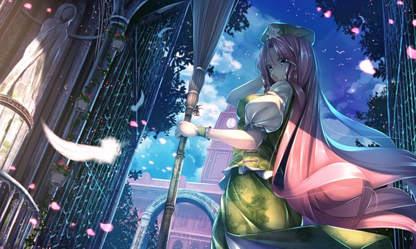Anime picture 1503x900 with touhou hong meiling ryosios single long hair looking at viewer blush blue eyes smile wide image sky cloud (clouds) red hair looking back turning head arm behind head revision girl plant (plants) animal