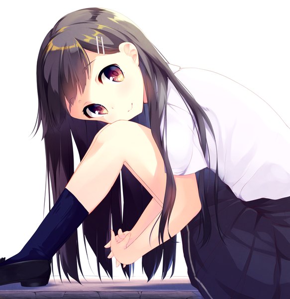 Anime picture 1942x2000 with original mimura zaja single long hair tall image looking at viewer blush fringe highres black hair simple background smile red eyes white background sitting bent knee (knees) pleated skirt short sleeves leaning leaning forward