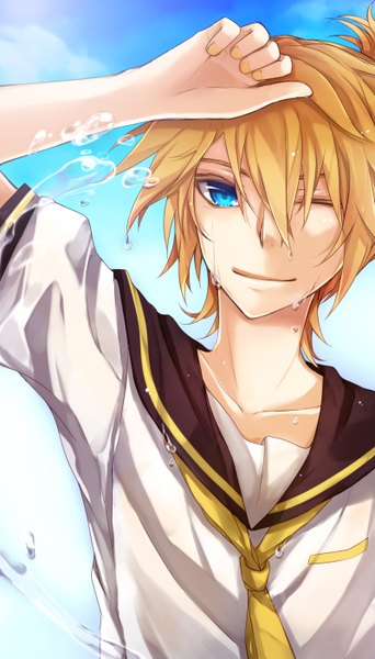 Anime picture 800x1400 with vocaloid kagamine len mukkun single tall image looking at viewer short hair blue eyes blonde hair smile sky one eye closed wink wet boy sailor suit splashes
