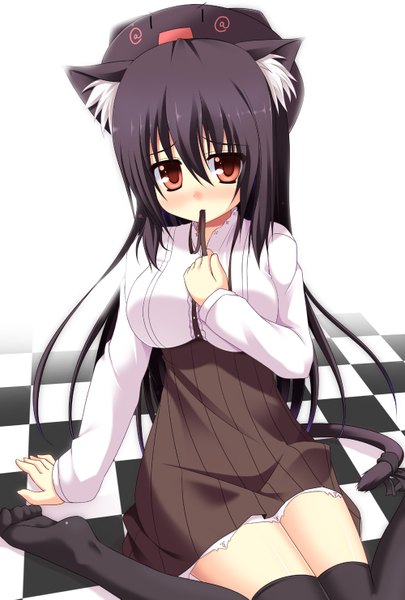 Anime picture 1000x1481 with original mia flatpaddy shirasu youichi long hair tall image blush black hair red eyes animal ears cat ears cat girl cat tail mouth hold girl thighhighs black thighhighs
