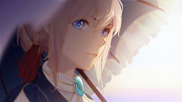 Anime picture 1920x1080 with violet evergarden kyoto animation violet evergarden (character) j fang single fringe highres short hair blue eyes blonde hair hair between eyes wide image looking away upper body face girl umbrella brooch