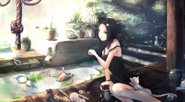Anime picture 2172x1200 with original kikivi long hair highres open mouth black hair wide image bare shoulders green eyes animal ears tail animal tail cat ears teeth cat girl cat tail fang (fangs) girl dress hair ornament