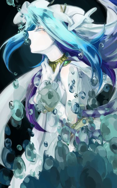 Anime-Bild 500x800 mit yu-gi-oh! yuu-gi-ou zexal kamishiro rio gobunnogo single long hair tall image open mouth simple background payot eyes closed profile aqua hair black background gradient hair underwater girl dress bubble (bubbles)