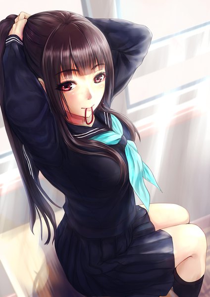 Anime picture 900x1273 with original konekoneko (indonesia) single long hair tall image looking at viewer red eyes brown hair sitting holding ponytail from above mouth hold adjusting hair tying hair hair tie in mouth hairdressing girl skirt uniform