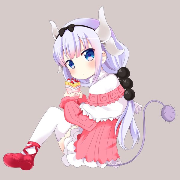 Anime picture 900x900 with kobayashi-san chi no maidragon kyoto animation kanna kamui massala single long hair looking at viewer blush fringe blue eyes simple background sitting twintails holding silver hair bent knee (knees) tail horn (horns) grey background :o
