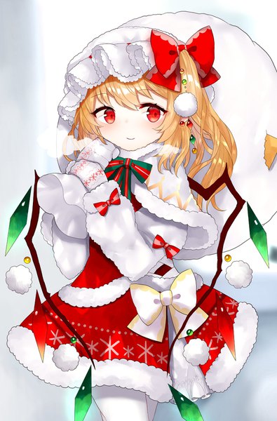 Anime picture 1348x2048 with touhou flandre scarlet sakizaki saki-p single long hair tall image fringe blonde hair smile red eyes white background holding looking away long sleeves fur trim one side up christmas girl dress hair ornament