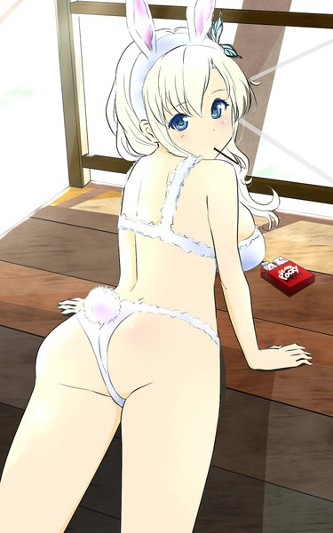 Anime picture 1200x1920 with boku wa tomodachi ga sukunai kashiwazaki sena tonotyama single long hair tall image looking at viewer blush breasts blue eyes light erotic large breasts bare shoulders animal ears ass white hair tail animal tail looking back bunny ears