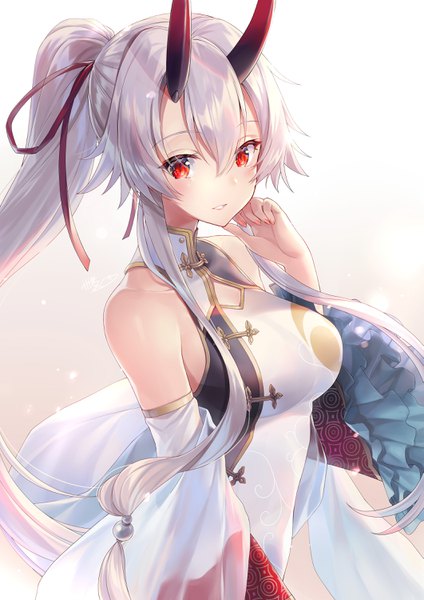 Anime-Bild 2121x3000 mit fate (series) fate/grand order tomoe gozen (fate) kagachi saku single long hair tall image looking at viewer blush fringe highres breasts simple background hair between eyes red eyes standing bare shoulders signed silver hair ponytail
