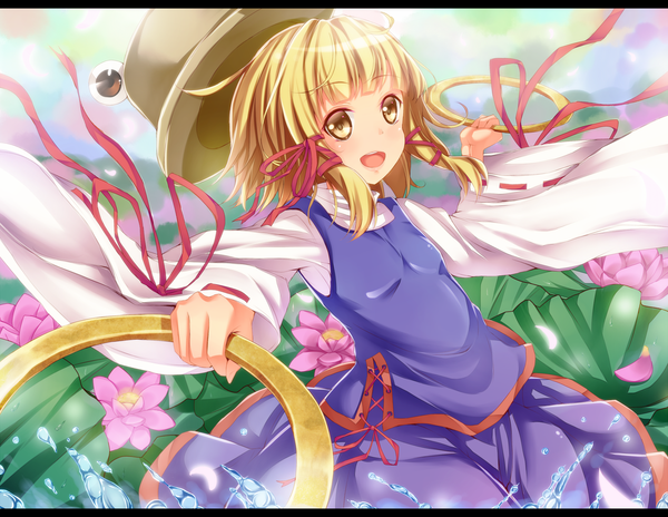 Anime picture 1600x1238 with touhou moriya suwako dabadhi short hair open mouth blonde hair yellow eyes letterboxed girl skirt ribbon (ribbons) hat skirt set splashes water lily