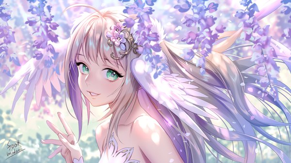 Anime picture 1422x800 with original midori foo single long hair looking at viewer fringe smile brown hair wide image bare shoulders green eyes signed payot upper body ahoge outdoors parted lips multicolored hair sunlight two-tone hair