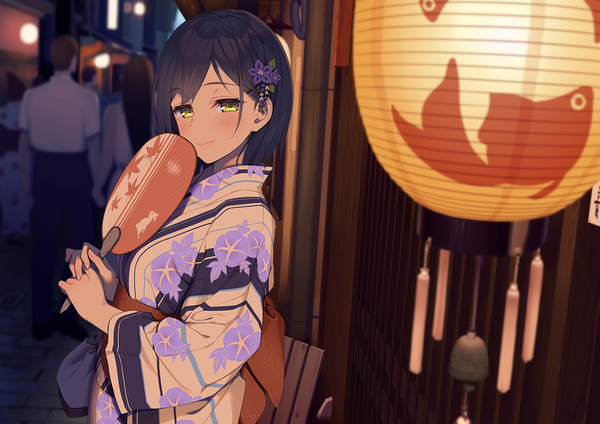 Anime picture 1412x1000 with virtual youtuber nijisanji shizuka rin lunch (lunch3) looking at viewer blush fringe short hair black hair smile standing holding yellow eyes outdoors traditional clothes japanese clothes hair flower night mole wide sleeves