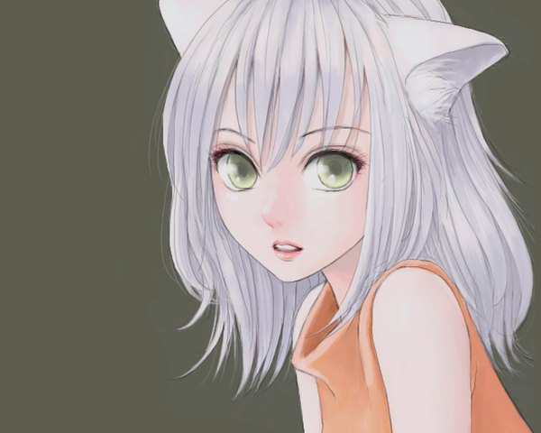 Anime picture 1280x1024 with original erurodo (artist) single looking at viewer short hair open mouth simple background green eyes animal ears white hair cat ears sleeveless green background girl