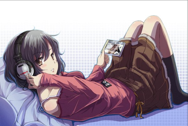 Anime picture 1343x900 with single short hair black hair simple background brown eyes lying girl skirt headphones