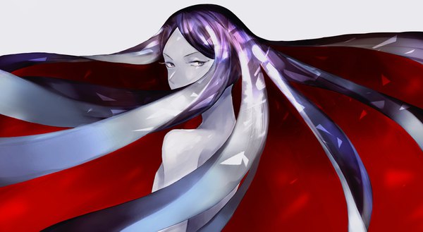 イラスト 1800x989 と 宝石の国 ボルツ 漆坂 ソロ カメラ目線 highres wide image 紫目 purple hair upper body 赤髪 very long hair multicolored hair two-tone hair トップレス インナーカラー covered mouth androgynous