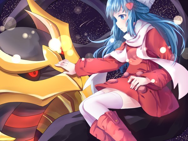 Anime picture 1000x750 with pokemon nintendo dawn (pokemon) giratina transistor (poppy) long hair blue eyes sitting blue hair profile space gen 4 pokemon meteor rain girl thighhighs hair ornament animal white thighhighs hairclip scarf