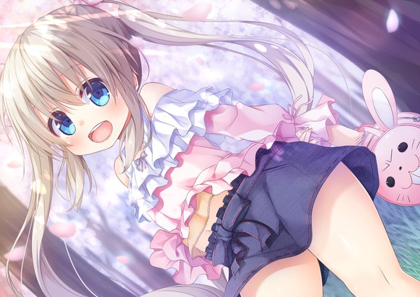 Anime picture 1500x1061 with original memi (asa no ha) asa no ha single long hair looking at viewer blush fringe open mouth blue eyes smile hair between eyes standing twintails bare shoulders payot silver hair outdoors :d holding arm
