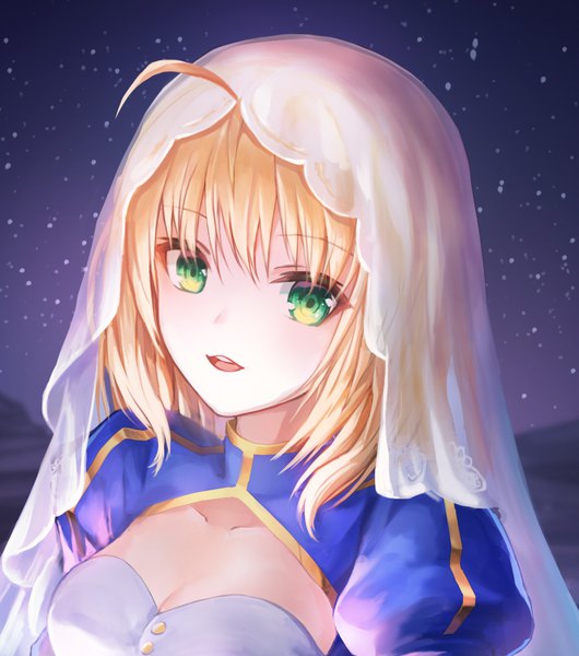 Anime picture 969x1097 with fate (series) fate/stay night artoria pendragon (all) saber lunacle single tall image looking at viewer fringe short hair open mouth blonde hair smile green eyes cleavage upper body ahoge night puffy sleeves night sky