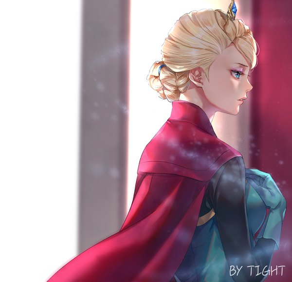 Anime picture 2000x1927 with frozen (disney) disney elsa (frozen) tight (ohmygod) single blush fringe highres short hair blue eyes blonde hair signed looking away upper body braid (braids) parted lips profile hand on chest eyeshadow girl