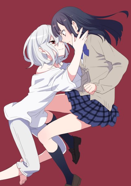 Anime picture 848x1200 with original musco long hair tall image short hair simple background smile red eyes purple hair white hair profile barefoot fingernails red background eye contact surprised albino girl boy skirt